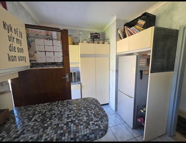 4 BEDROOM HOUSE FOR SALE IN BRACKENHURST